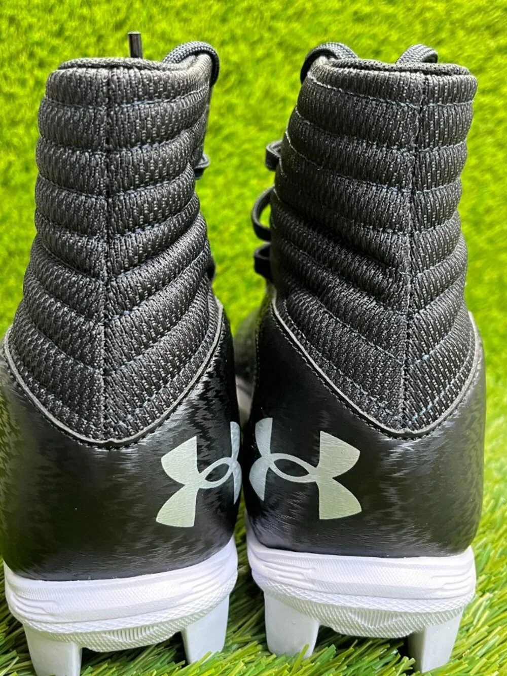 Under Armour‎ Highlight Franchise RM 2.0 Mens Size 9 Black White Football Cleats
